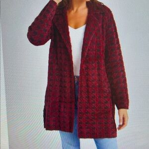 Liverpool Los Angeles Hooded Plush Coatigan. Burgundy and Black Houndstooth Coat